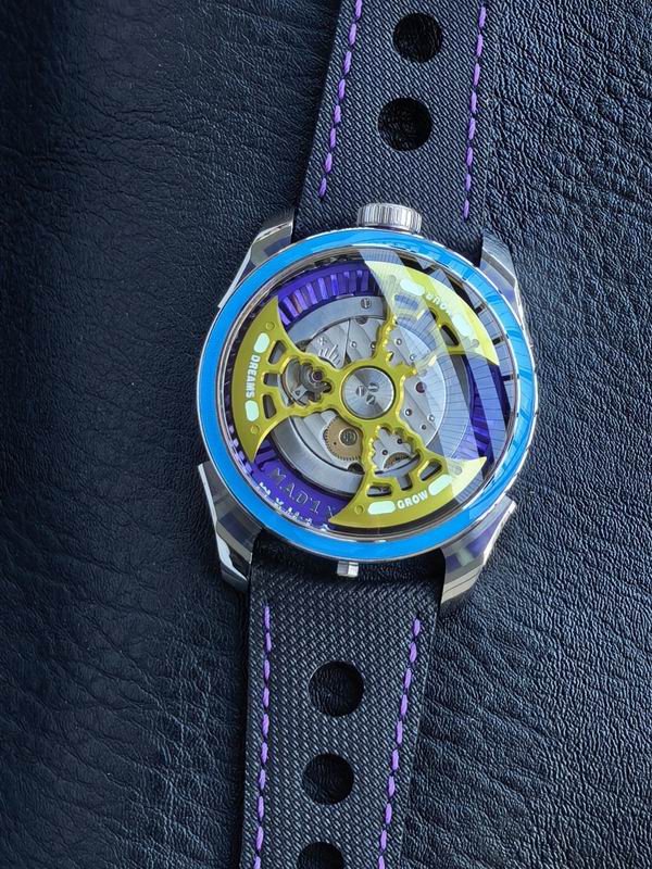 MB&F MAD 42mm 54 (25)